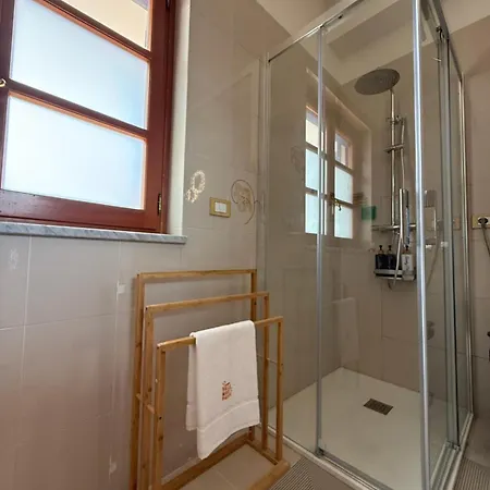 Montepaone Apartment